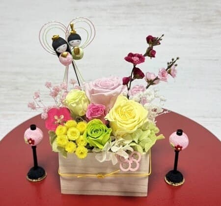 ひな祭りのアレンジメント